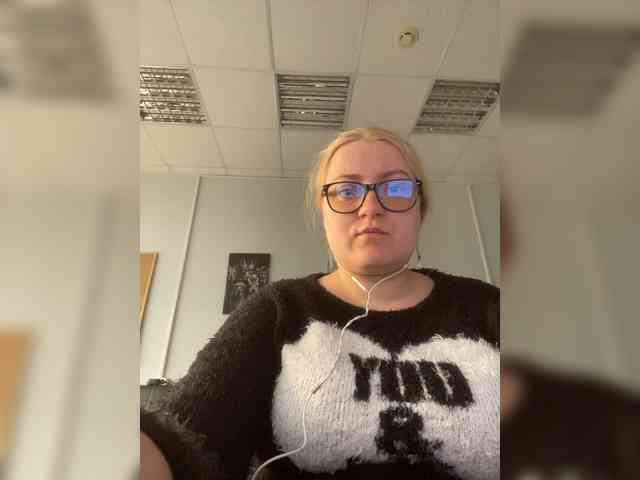 MashulyaAsd webcam