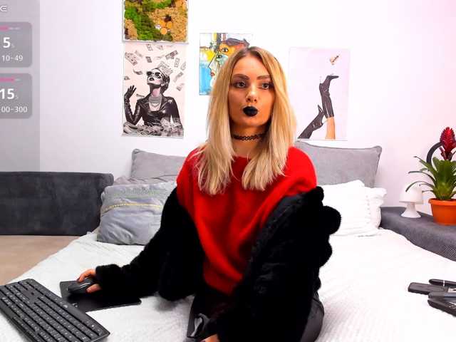 FindomGoddess live cam preview