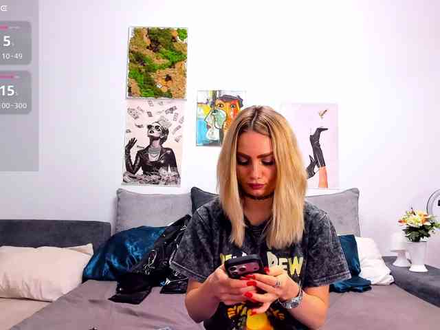 FindomGoddess webcam