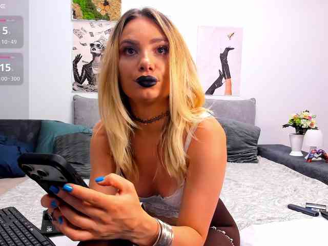 FindomGoddess webcam