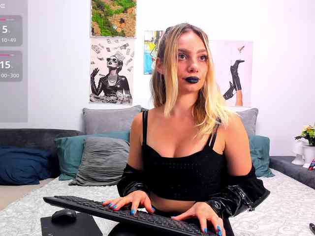 FindomGoddess webcam