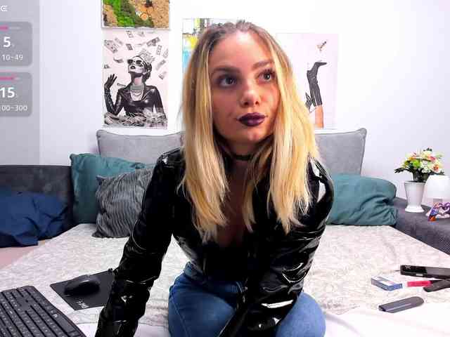 FindomGoddess webcam