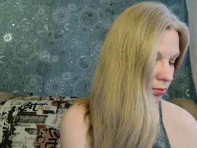 BlondeFox