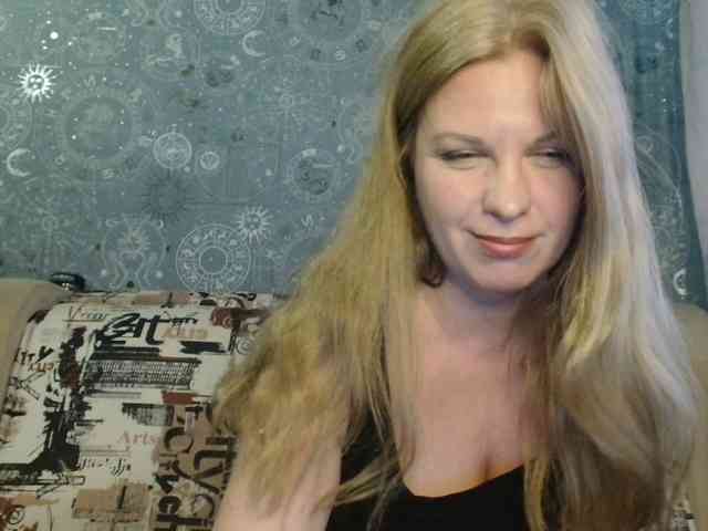 BlondeFox