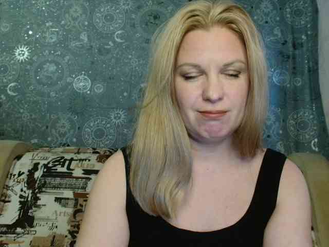 BlondeFox