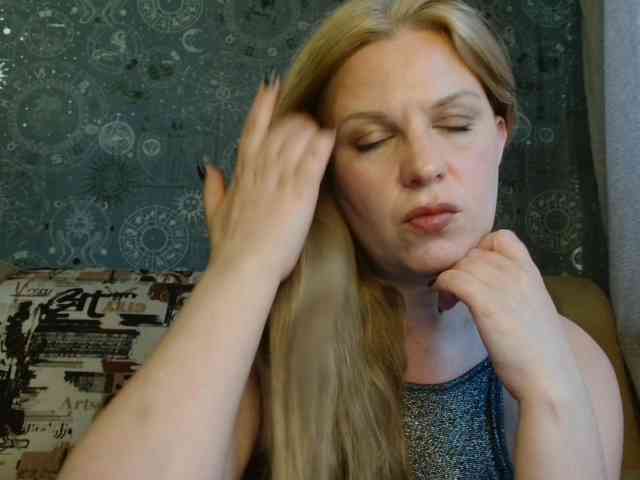 BlondeFox