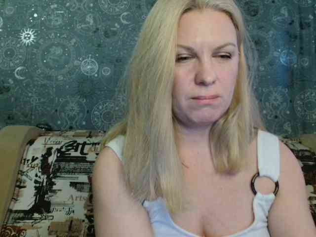 BlondeFox