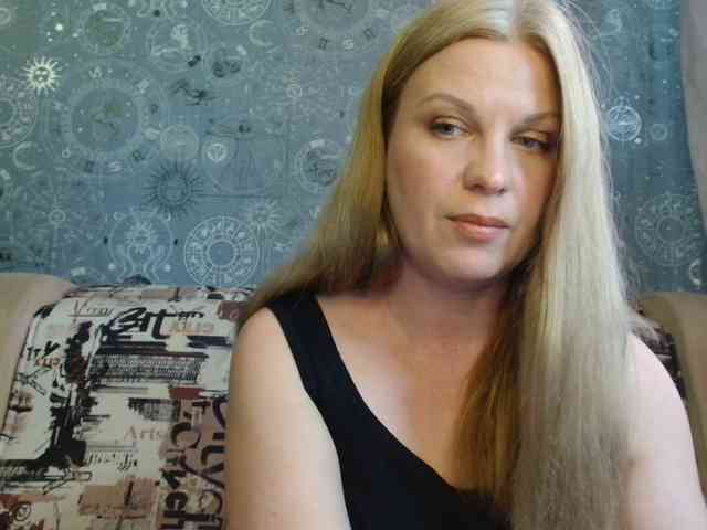 BlondeFox