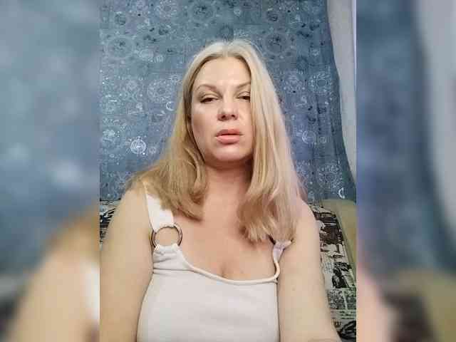 BlondeFox