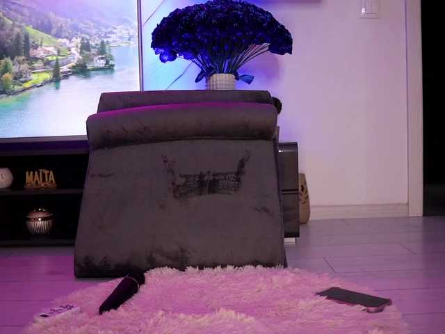 AnissyaJay live webcam show