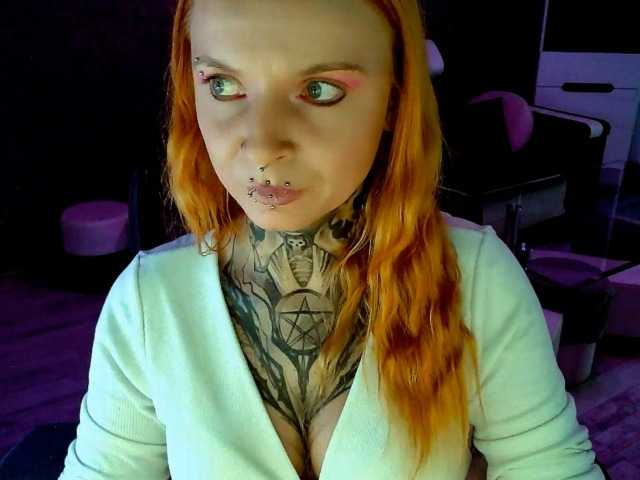 LisaModel live cam on BongaCams