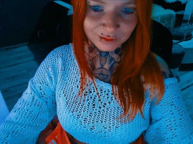 InesModel live cam preview