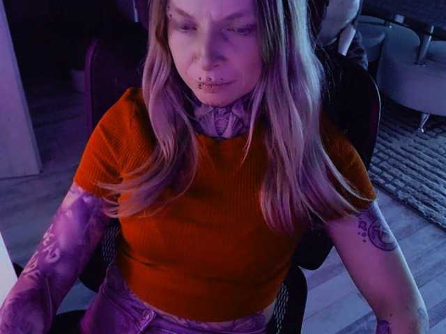 LisaModel live cam on BongaCams