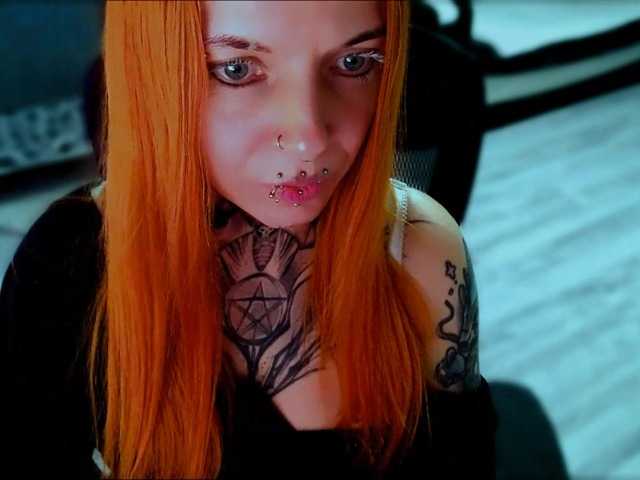 LisaModel live webcam show
