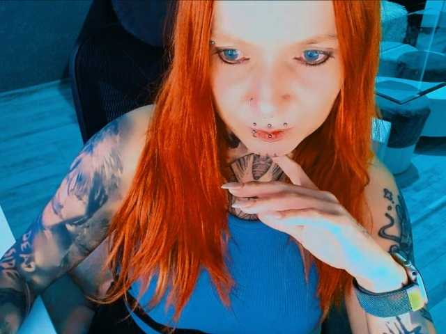 InesModel live cam preview