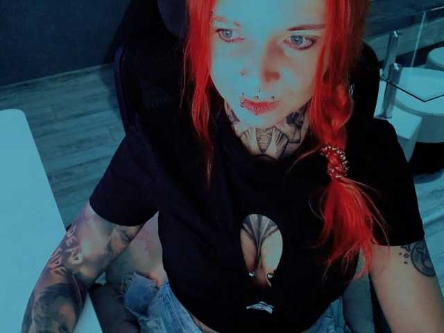 InesModel live cam preview