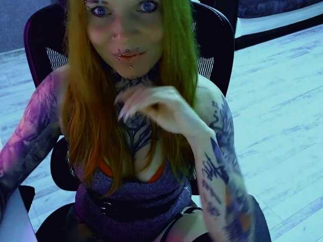 LisaModel live webcam show