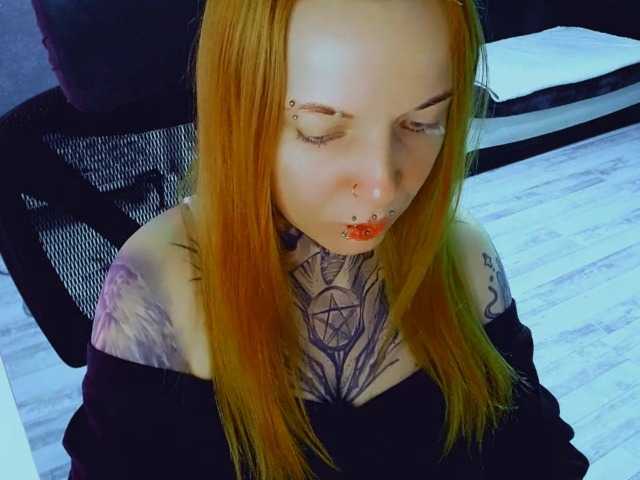 LisaModel live webcam show