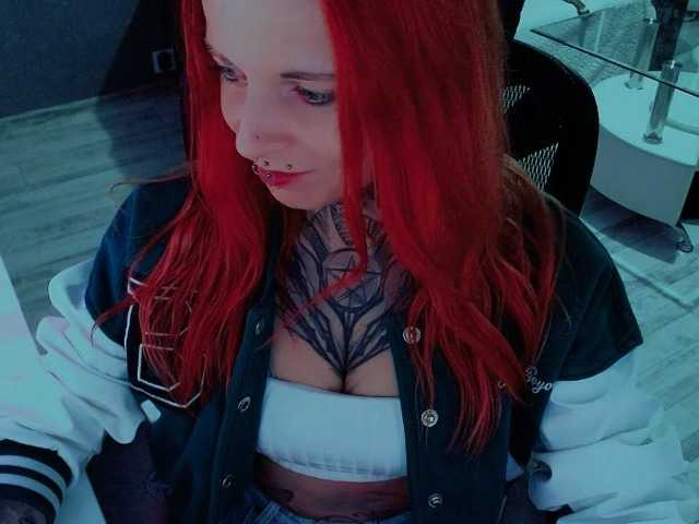 LisaModel live cam on BongaCams