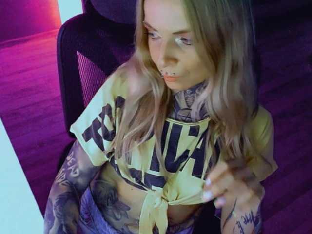 LisaModel live cam on BongaCams