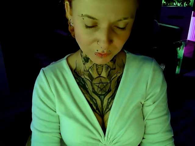 LisaModel live cam on BongaCams