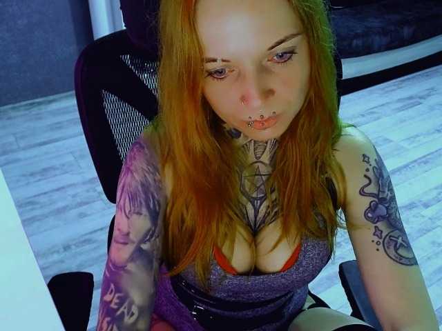 LisaModel live webcam show