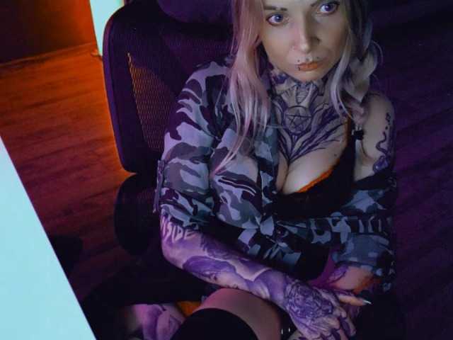 LisaModel live cam on BongaCams