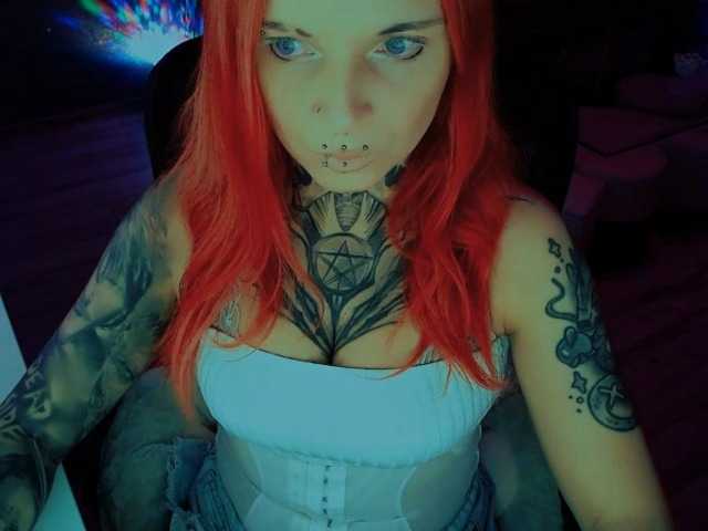 LisaModel live cam on BongaCams