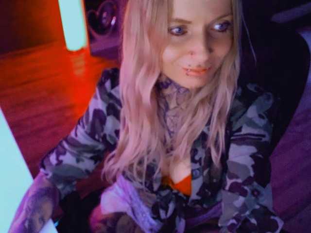 LisaModel live cam on BongaCams
