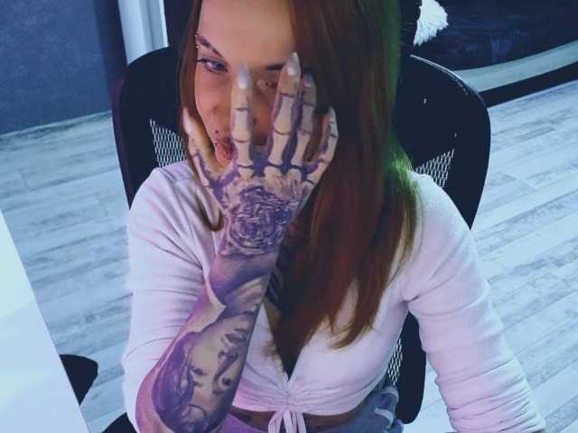 LisaModel live webcam show