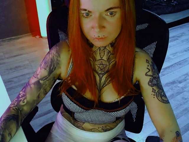 LisaModel live cam on BongaCams