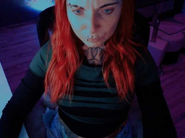 InesModel live cam preview