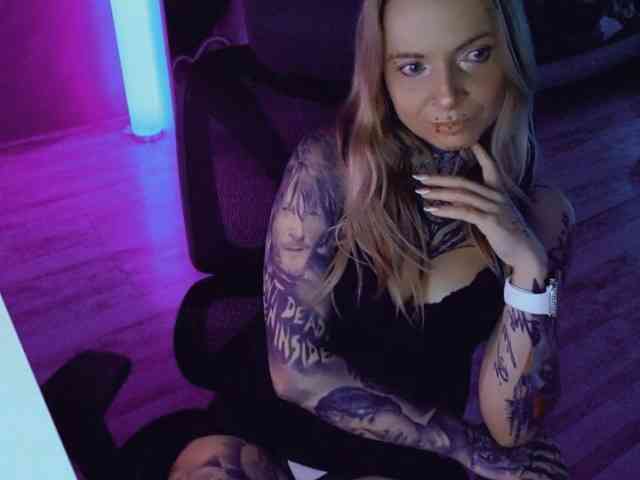 InesModel webcam
