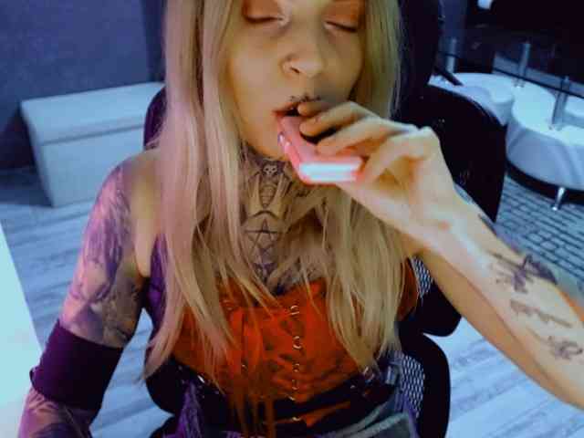 InesModel webcam