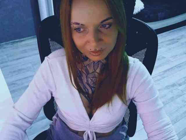 InesModel webcam