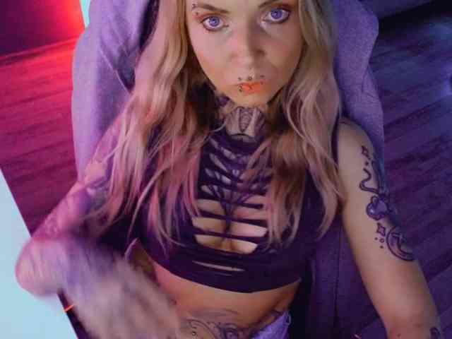InesModel webcam