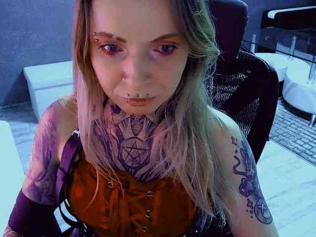 InesModel webcam