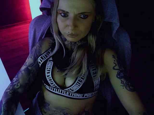 InesModel webcam