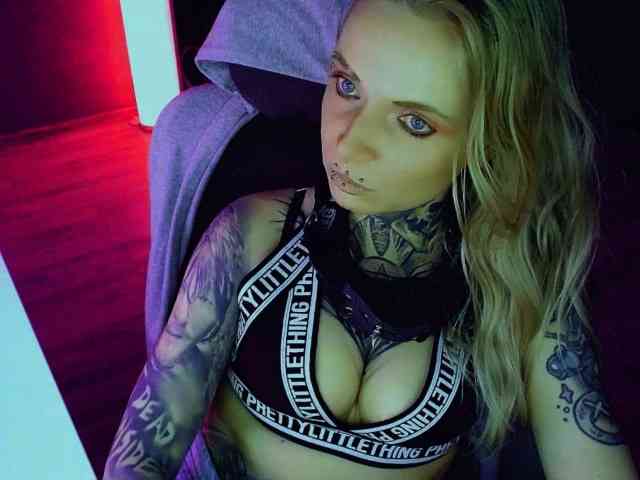 InesModel webcam