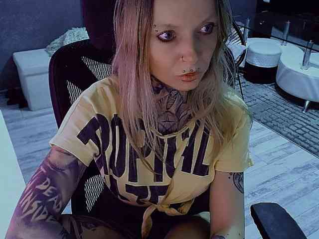 InesModel webcam