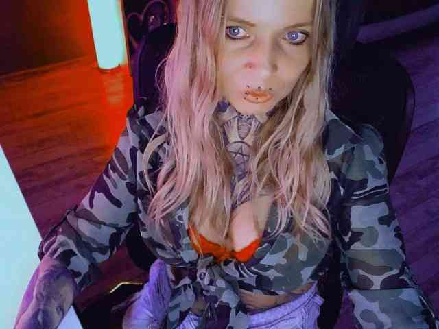 InesModel webcam