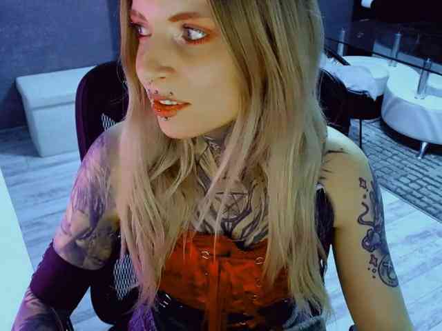 InesModel webcam
