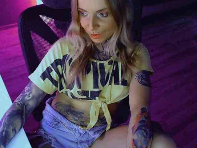InesModel webcam