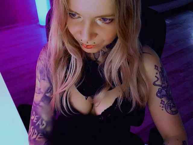 InesModel webcam