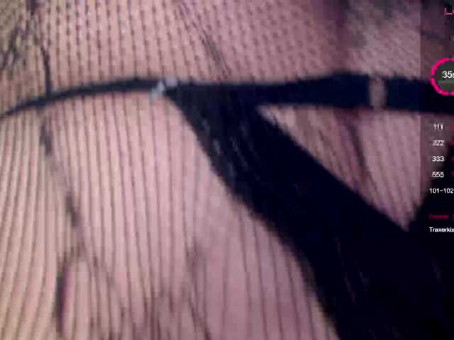 Sexy--Brunettee69 live webcam show