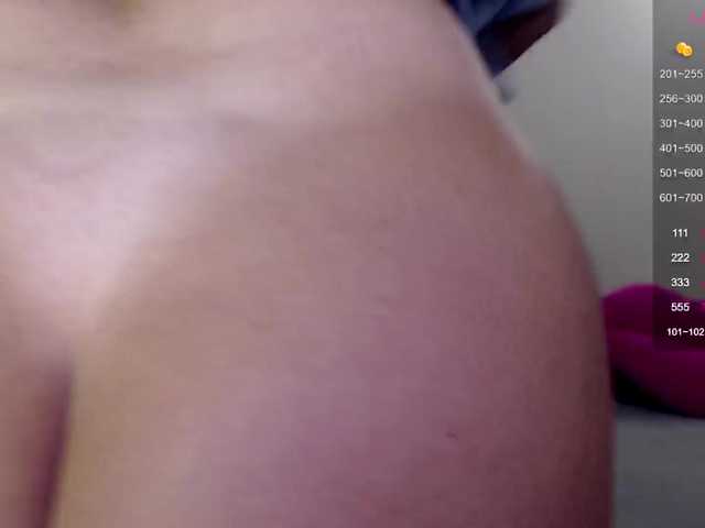 Sexy--Brunettee69 live cam on BongaCams