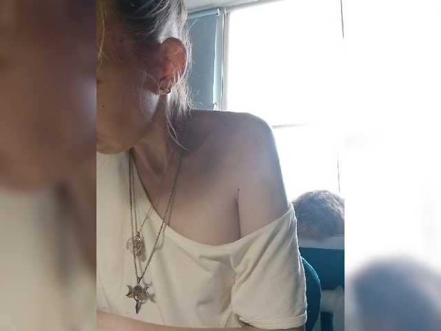 krohaalenaa live cam on BongaCams