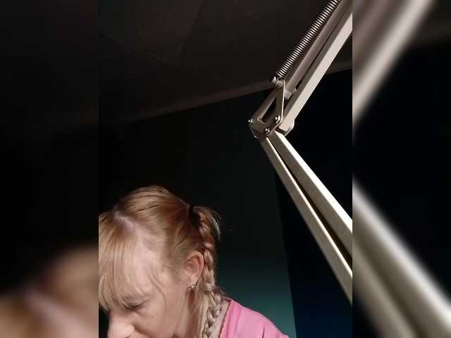 krohaalenaa live cam on BongaCams