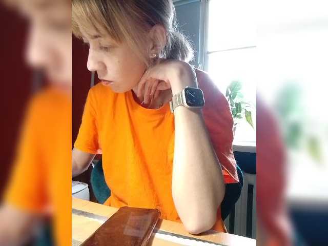 krohaalenaa live cam on BongaCams