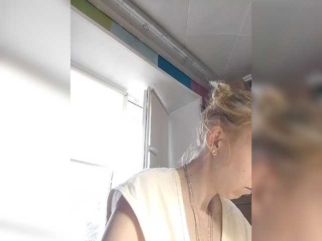 krohaalenaa live cam on BongaCams